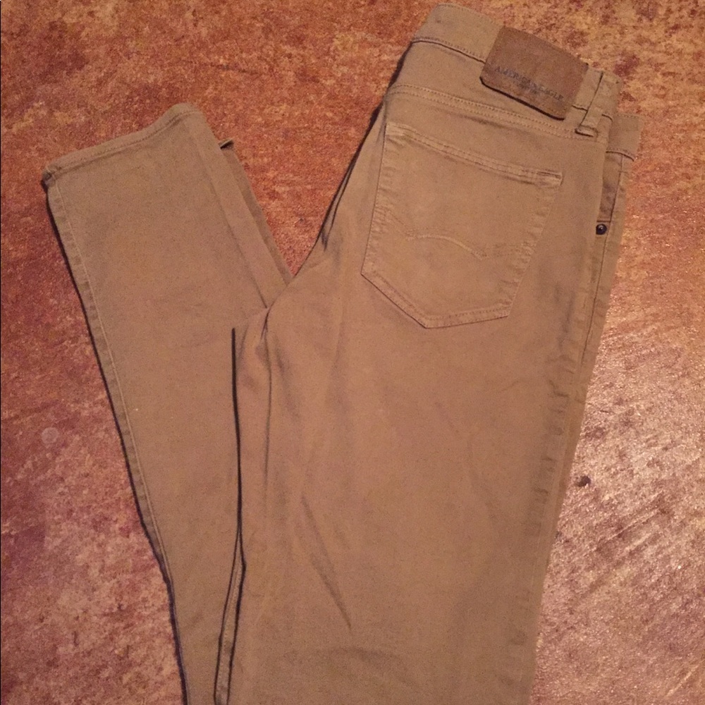 Men’s American Eagle khaki jean pants